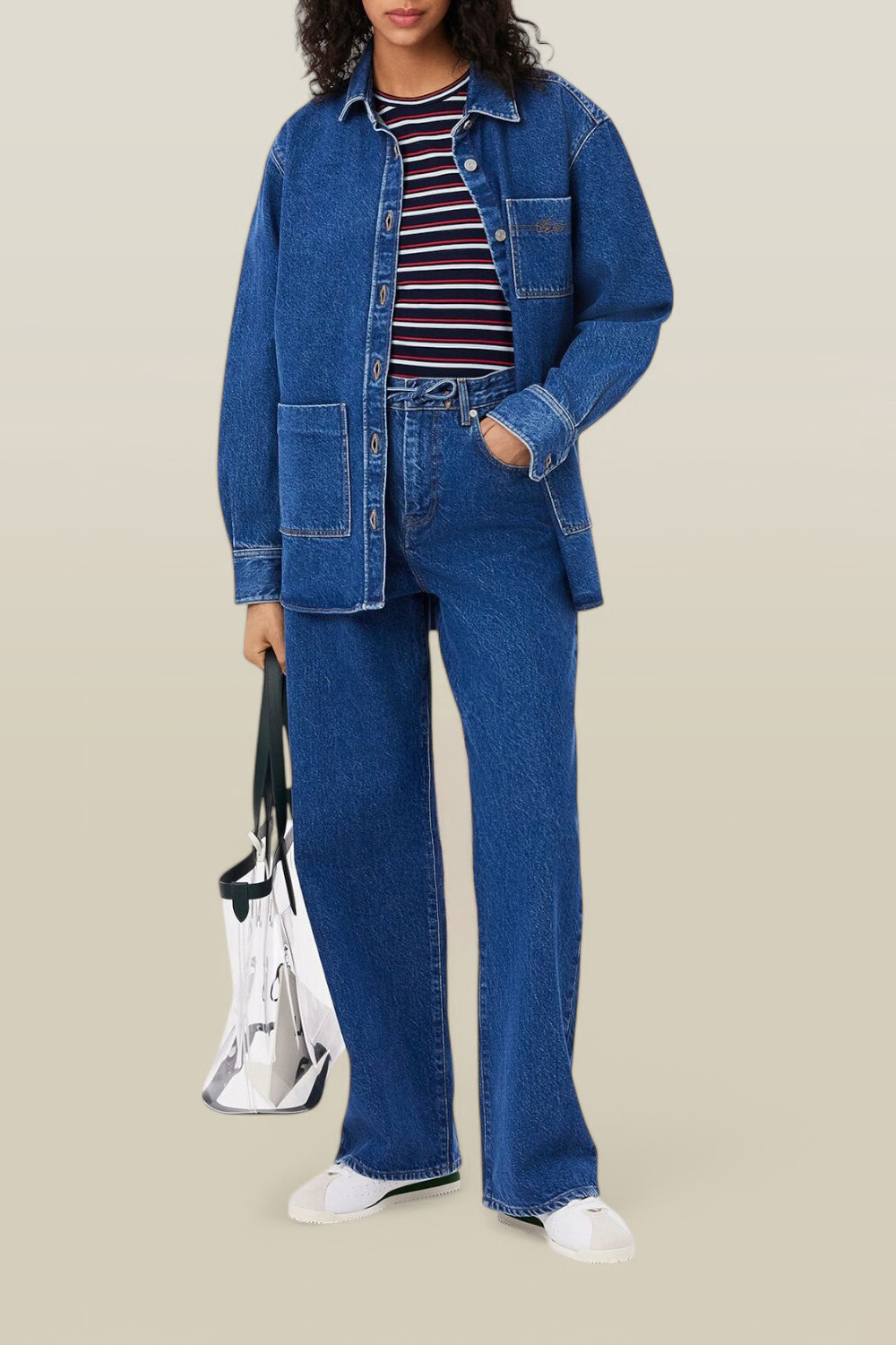 תמונת כל הלוק של חולצת טי LACOSTE